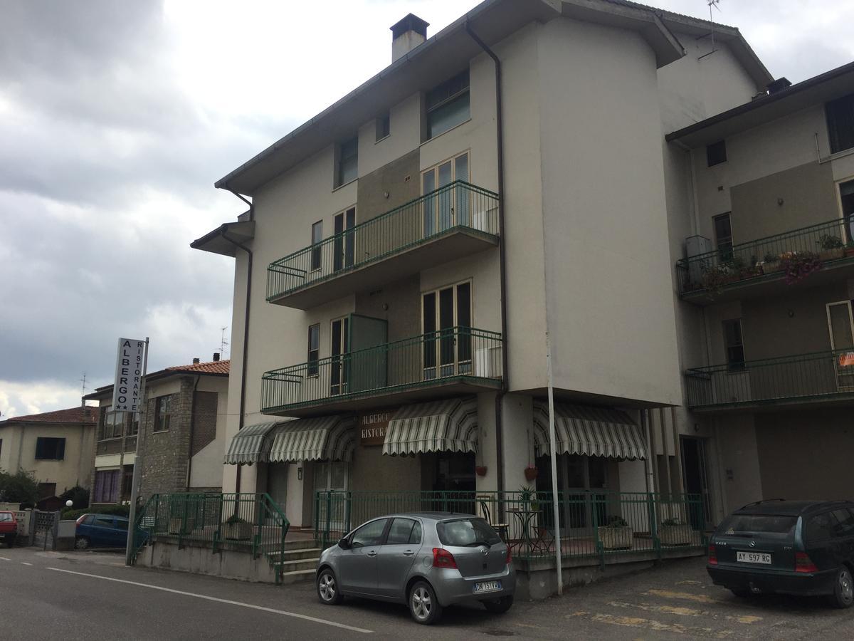 Albergo Ristorante Taverna Dalla "Lisina" Sansepolcro Exterior photo